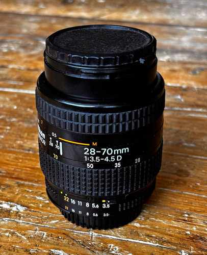 Nikon nikkor 70 mm - af, 28-70